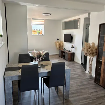 Appartement In Der Suedpfalz Zeiskam